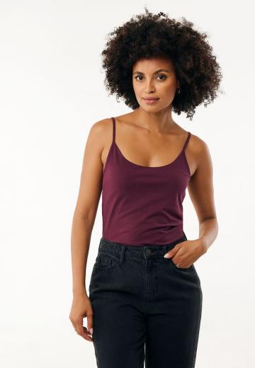 Топ на бретельках