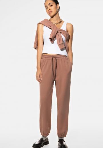 Спортивные штаны