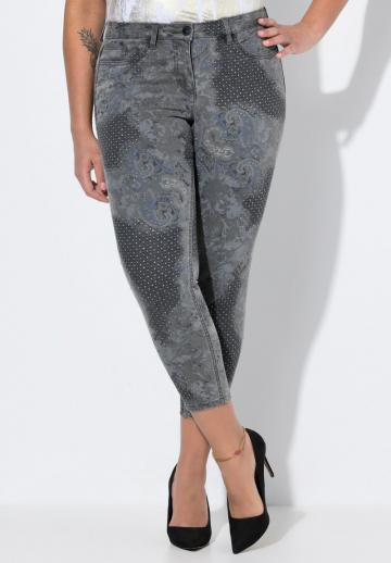 Короткие джинсы