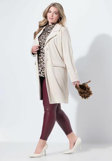 Короткое пальто