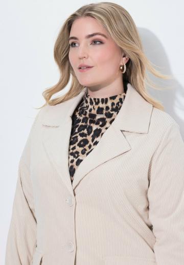 Короткое пальто