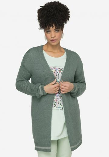 Длинный жилет