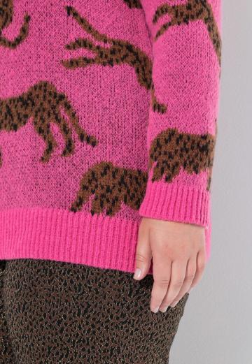 Жаккардовая вязаная кофта