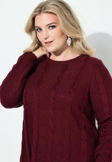 Вязаное платье