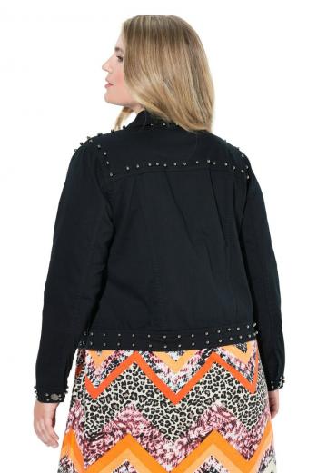 Джинсовая куртка