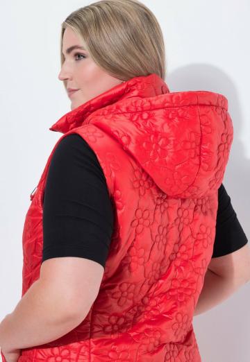 Длинный жилет