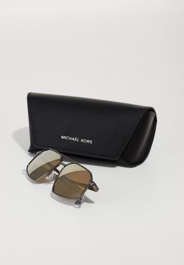 Солнечные очки