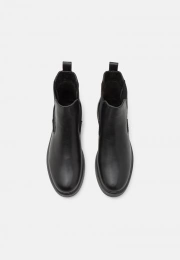 Ботинки челси