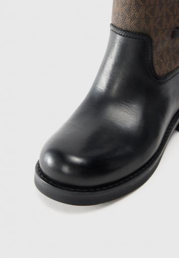 Ковбойские сапожки