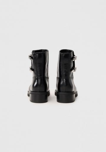 Ковбойские сапожки