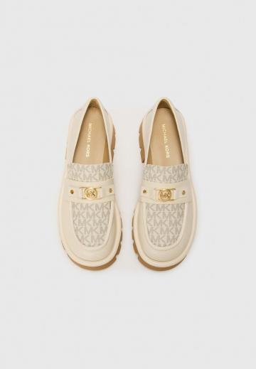 Полуботинки