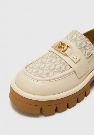 Полуботинки