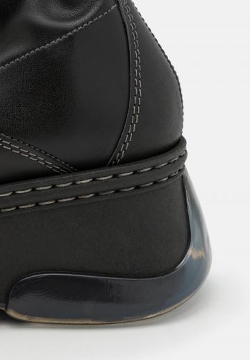 Полусапожки на платформе