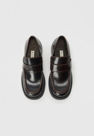 Полуботинки