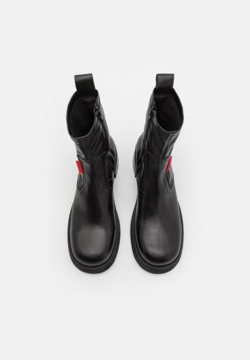 Полусапожки на платформе