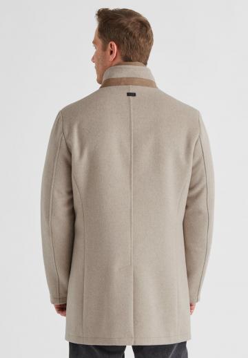 Короткое пальто