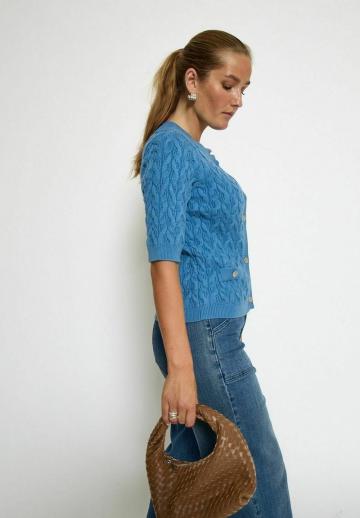 Жаккардовая кофта