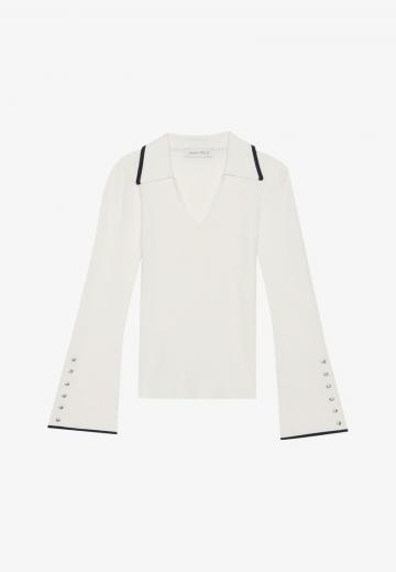 Пуловер с вырезом V