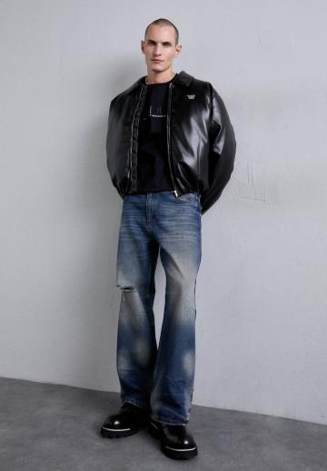 Прямые джинсы