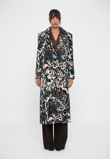 Шерстяное пальто