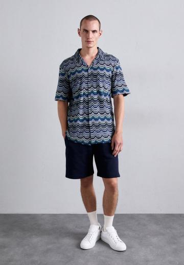 Рубашка с коротким рукавом