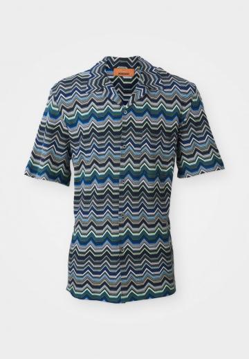 Рубашка с коротким рукавом