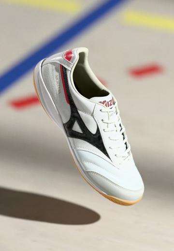 Футбольные бутсы