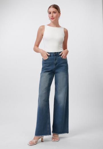 Клешеные джинсы