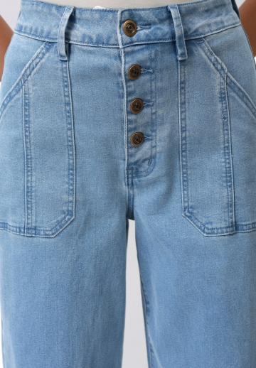 Клешеные джинсы