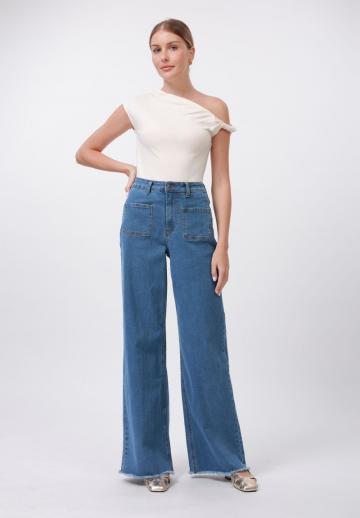 Клешеные джинсы