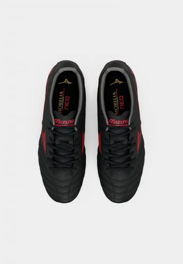 Футбольные бутсы