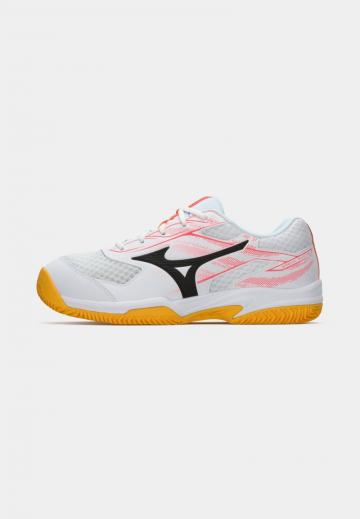 Теннисные кроссовки