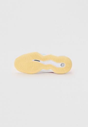 Кроссовки для зала