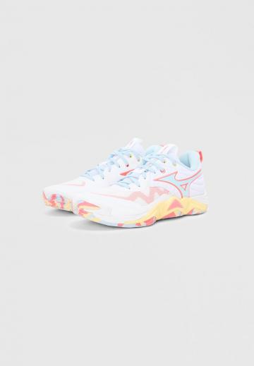 Кроссовки для зала