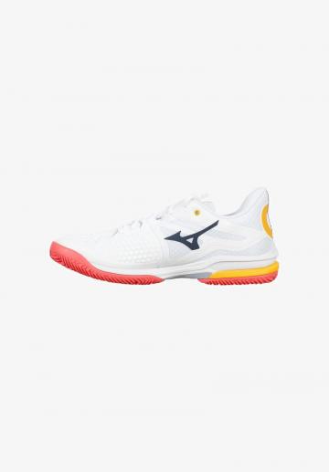 Теннисные кроссовки