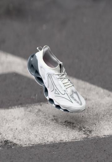 Беговые кроссовки