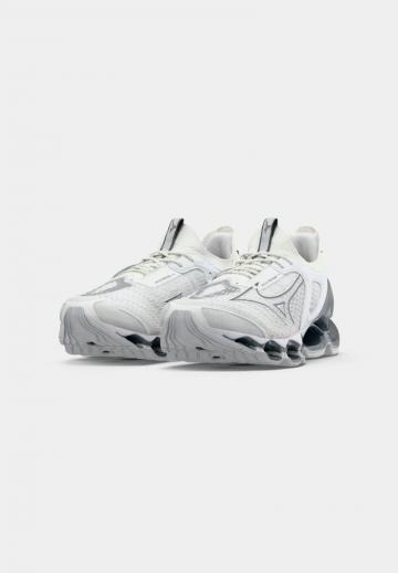 Беговые кроссовки