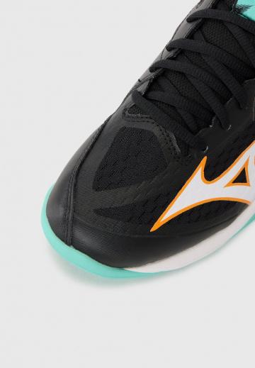 Кроссовки для зала