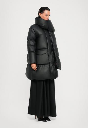 Пальто из искусственной кожи