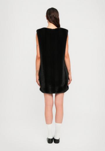 Короткое платье