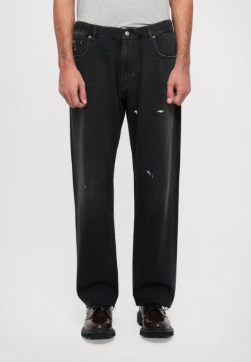 Прямые джинсы