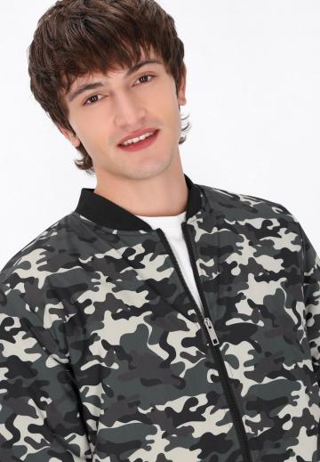 Куртка бомбер