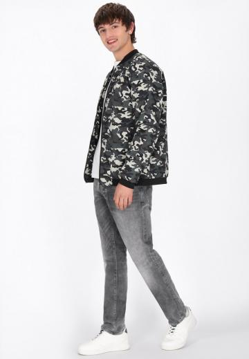 Куртка бомбер