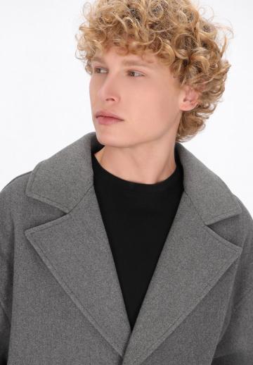 Шерстяное пальто