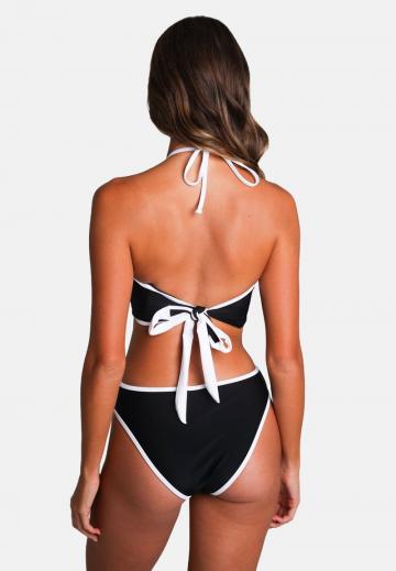 Слитный купальник