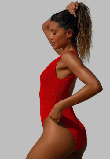 Слитный купальник