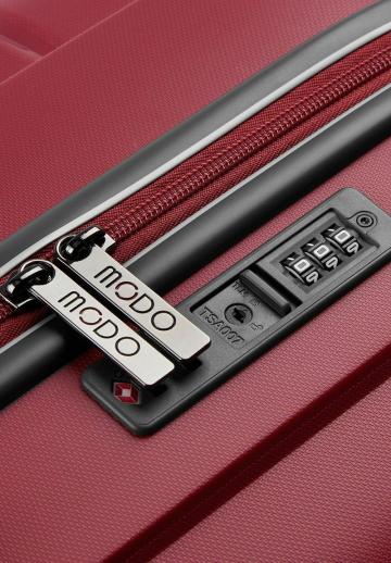 Чемодан на колесах