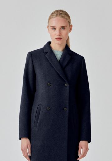 Шерстяное пальто
