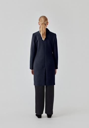 Шерстяное пальто
