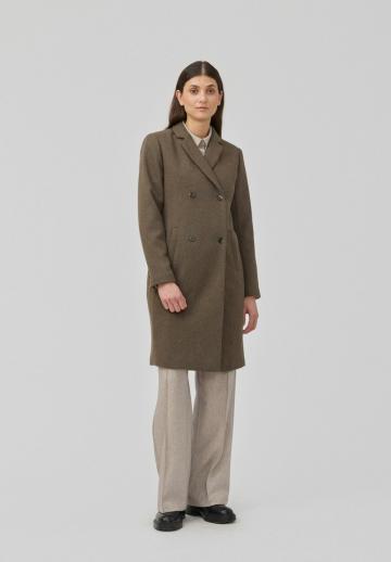 Шерстяное пальто